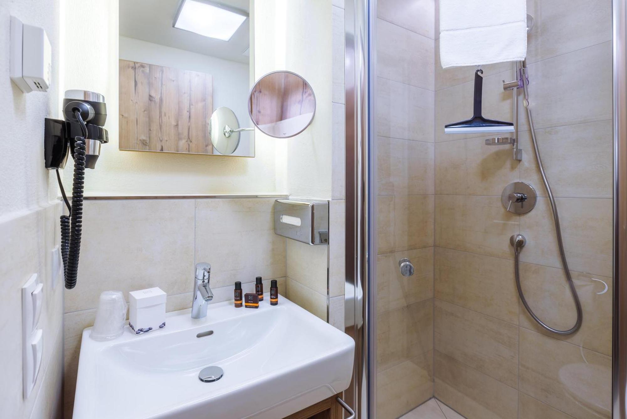Avenida Mountain Lodges Saalbach Стая снимка